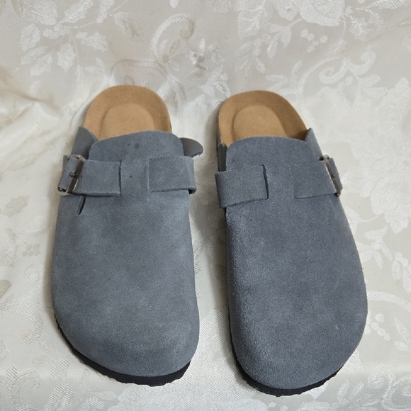 Emma New York Gray Suede Slip On Clogs - Picture 1 of 7